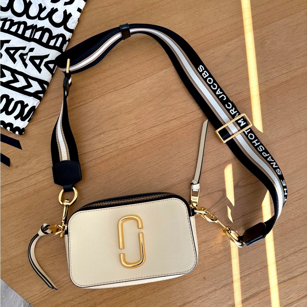 MARC JACOBS SNAPSHOT BAG